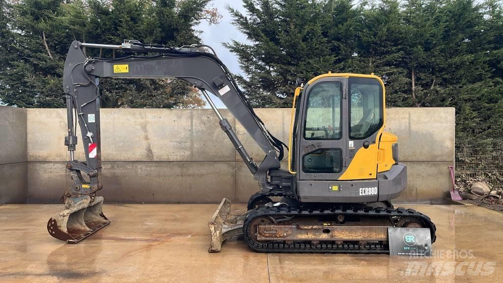 Volvo ECR 88 D Midi bageri 7t – 12t
