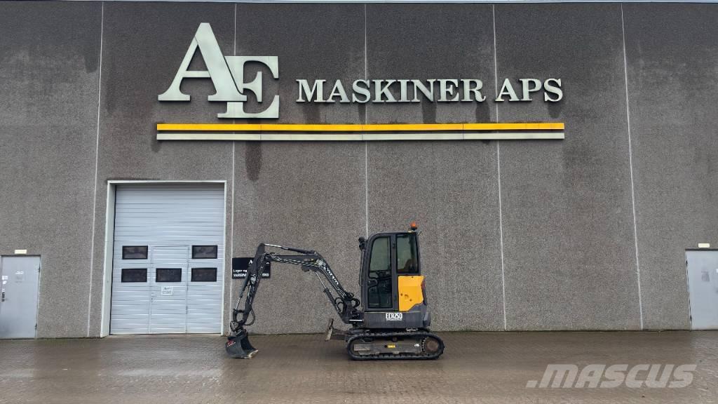 Volvo ECR 25 D Mini bageri < 7t