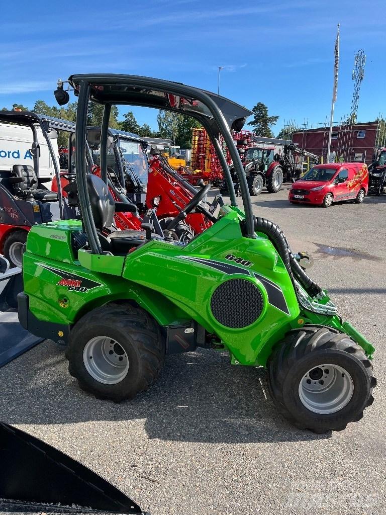 Avant 640i Steg 5 Skid steer mini utovarivači