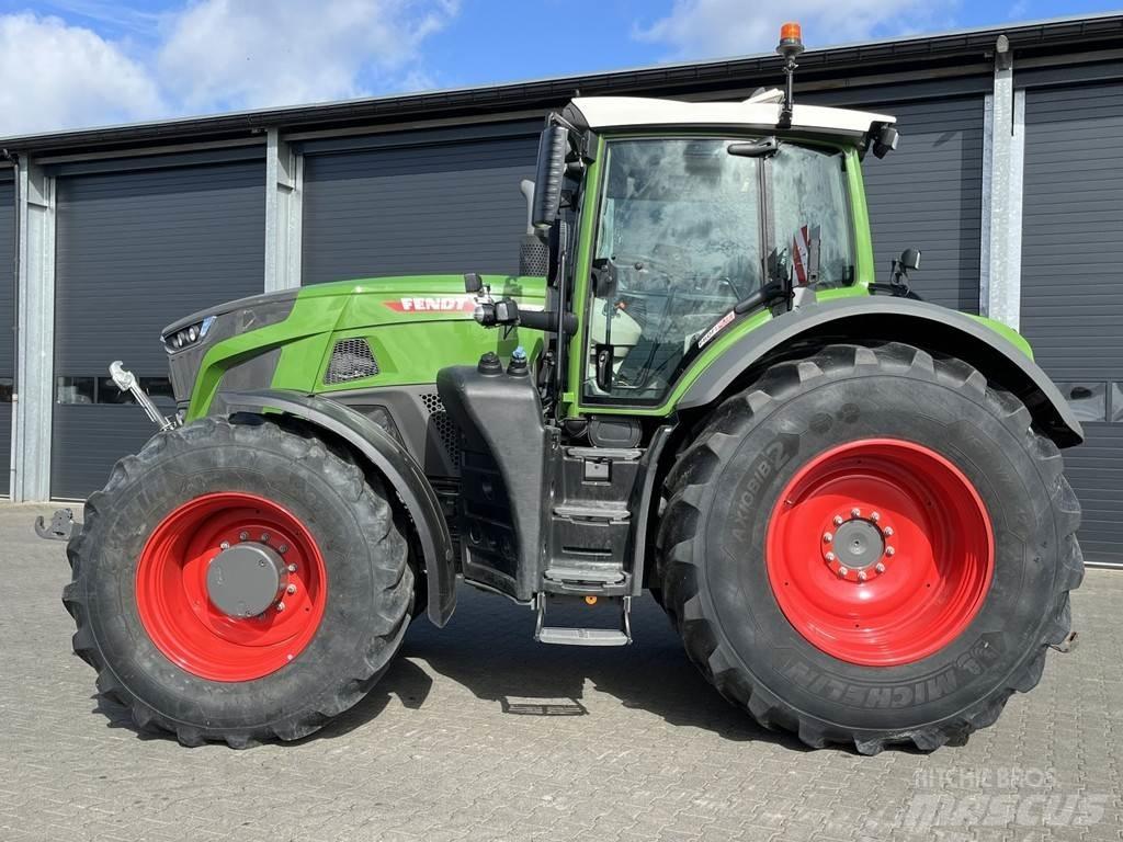 Fendt 933 Vario Traktori