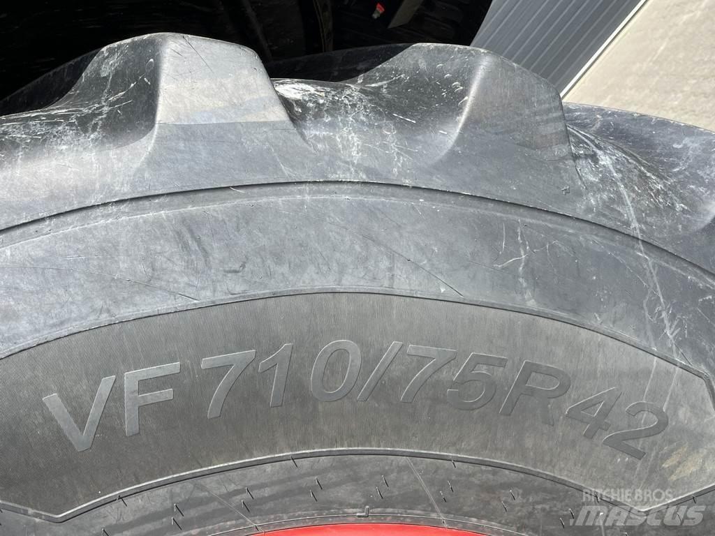 Fendt 933 Vario Traktori