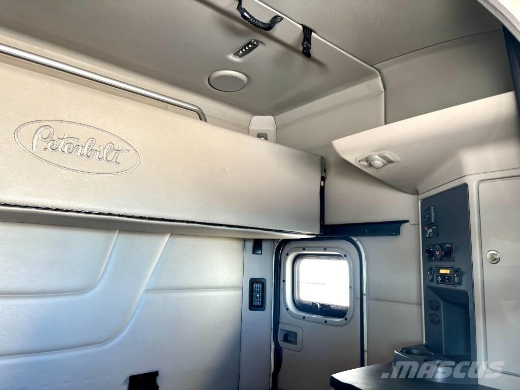 Peterbilt 567 Tegljači