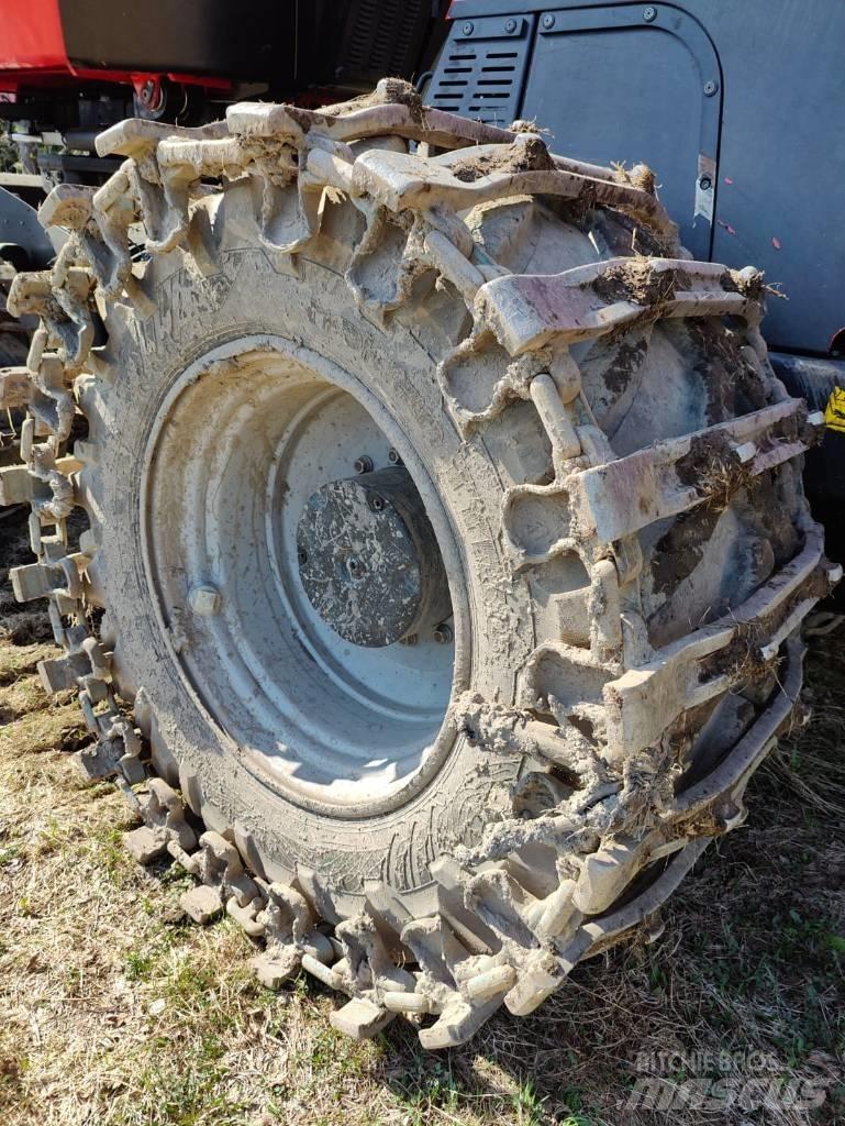 Komatsu 901 Harversteri