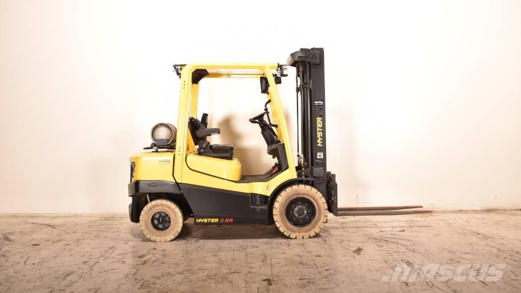 Hyster H2.5A6-L Plinski viljuškari