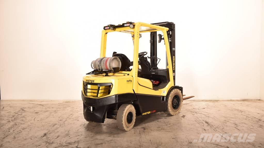 Hyster H2.5A6-L Plinski viljuškari