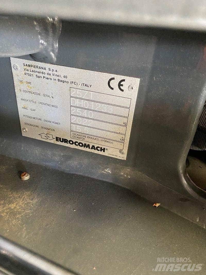 Eurocomach 25ZT Mini bageri < 7t