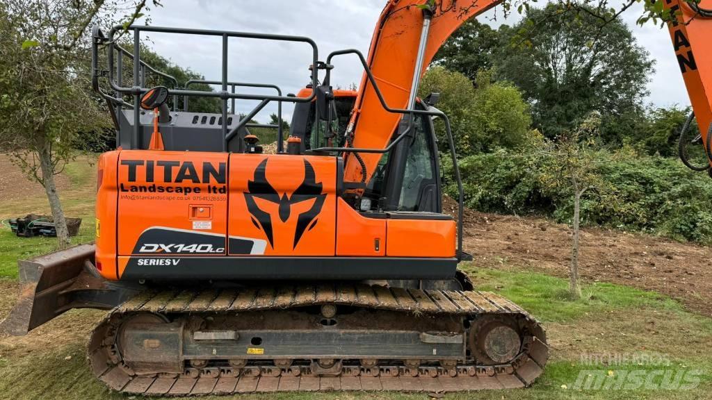 Doosan DX140LC-5 Bageri guseničari