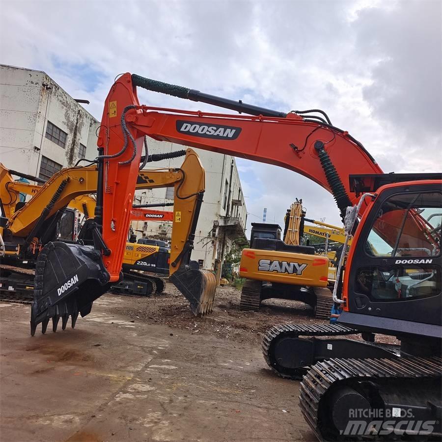 Doosan DX300 Bageri guseničari