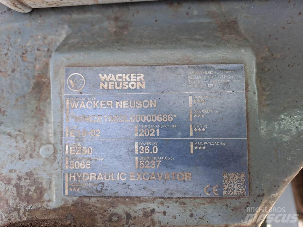 Wacker Neuson EZ50 Bageri guseničari