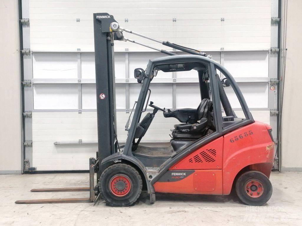 Linde H30D-02 Dizelski viljuškari