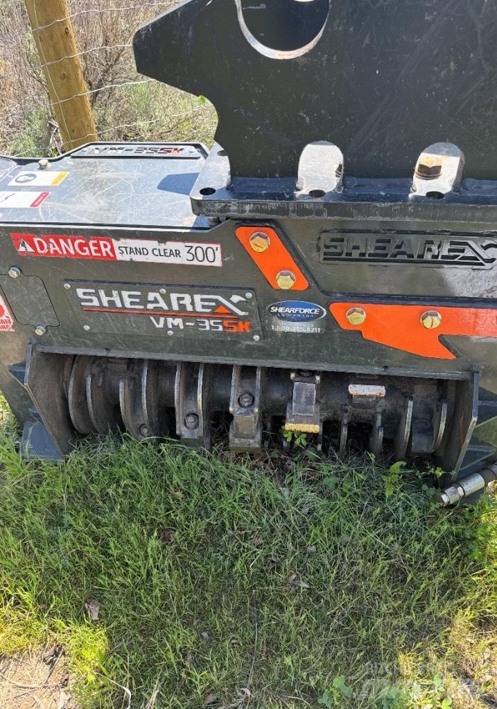Hitachi ZX 135 US-3 Bageri guseničari