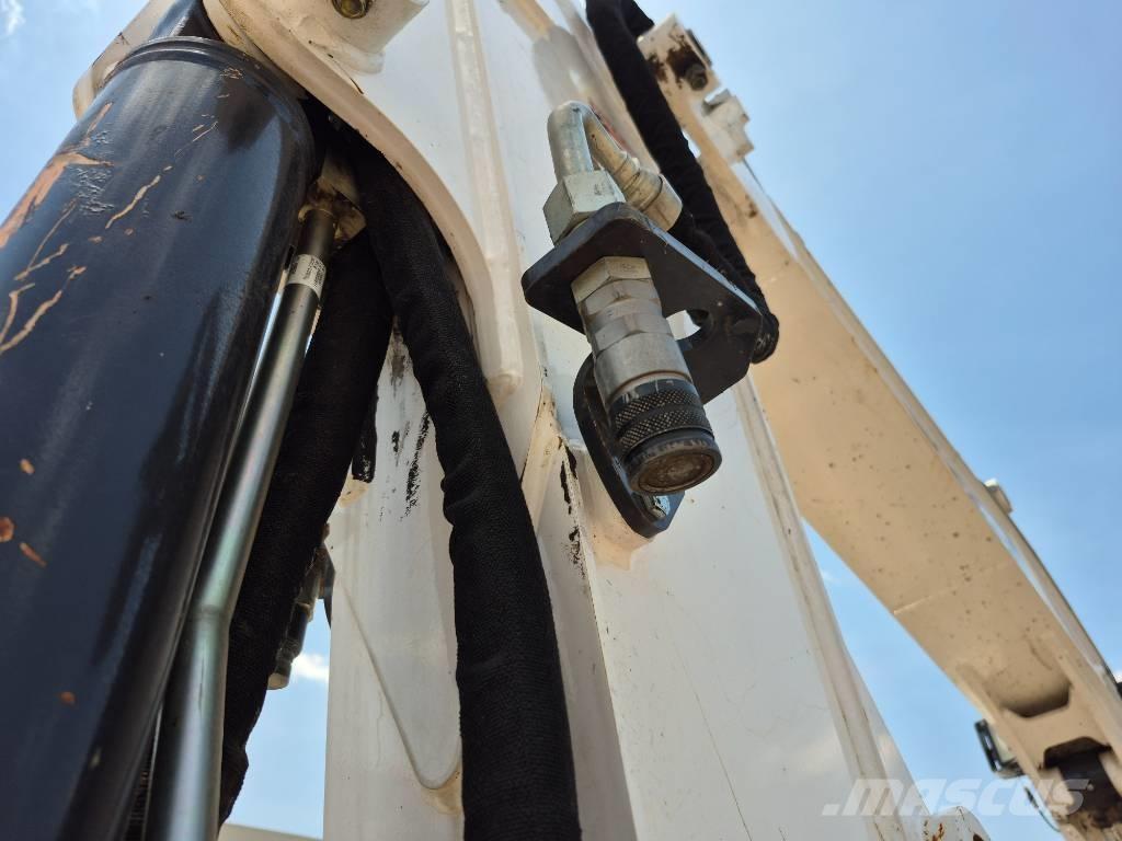 Bobcat E 85 Bageri guseničari