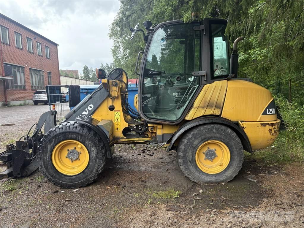 Volvo L 25 B Utovarivači na točkove