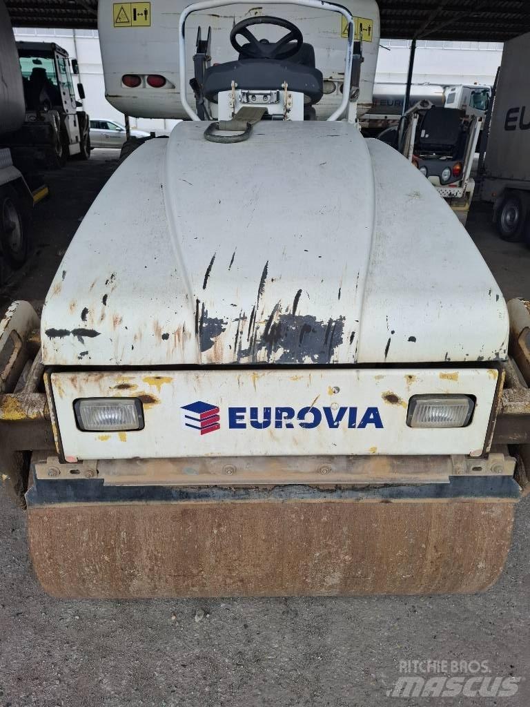 Bomag BW 120 AD-4 Valjci sa duplim bubnjem