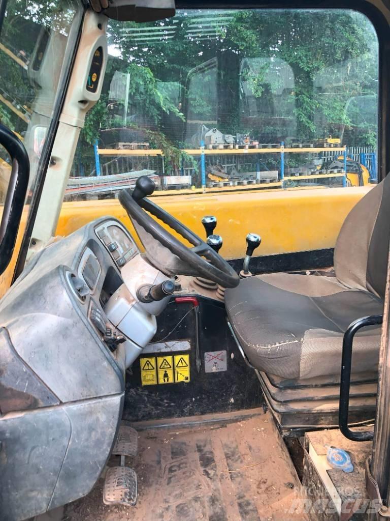 JCB 526-56 Poljoprivredni teleskopski utovarivači