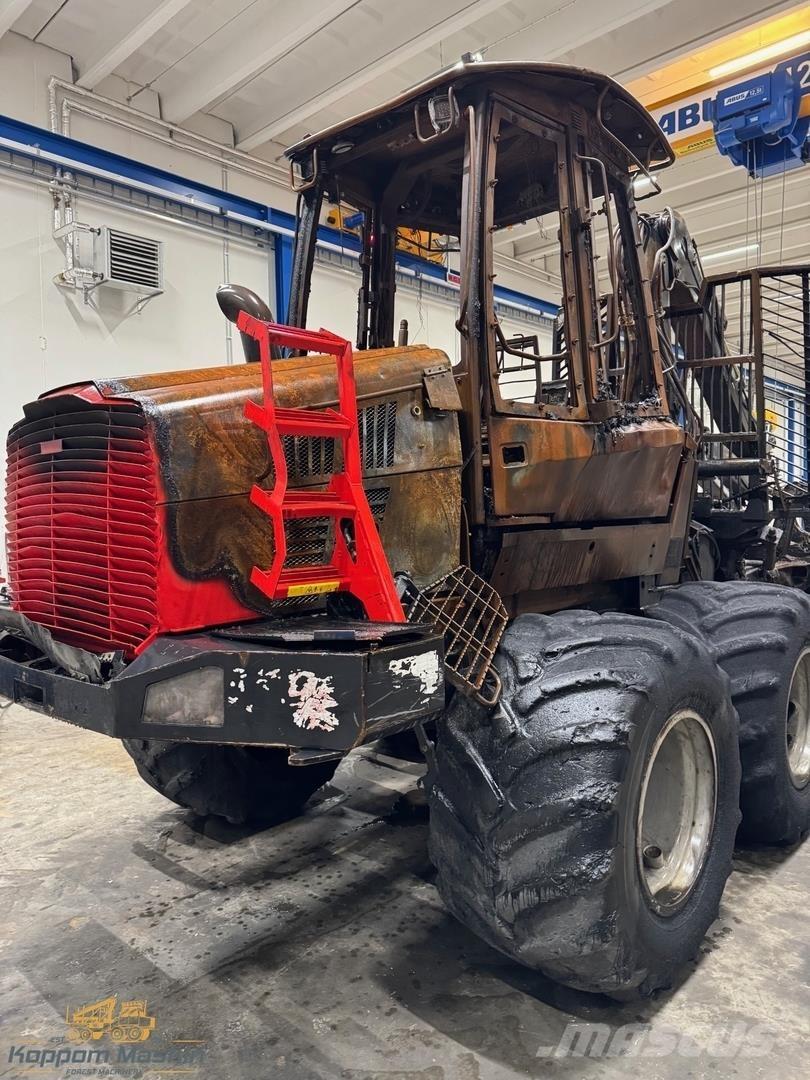 Komatsu 845 Forvarderi