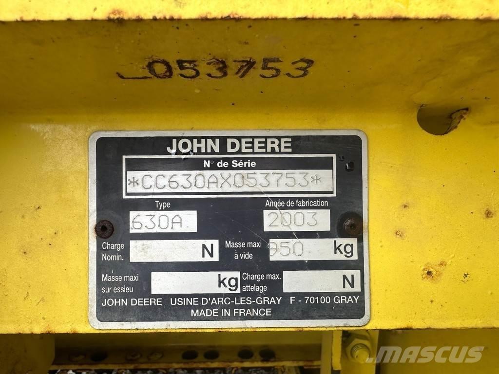 John Deere 630 A Kombajni za stočnu hranu