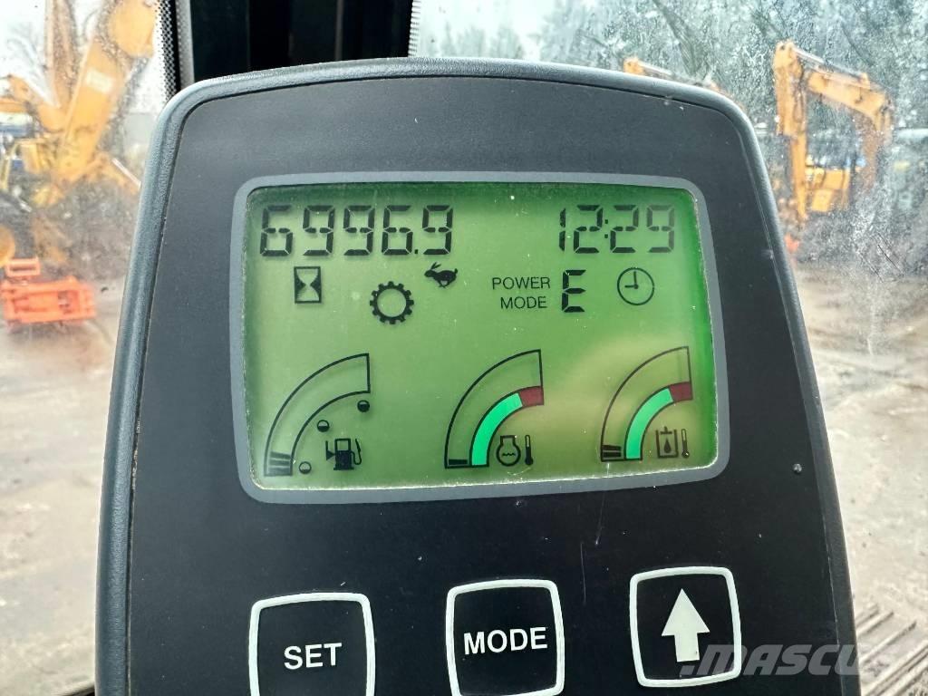 JCB JZ 255 LC Bageri guseničari