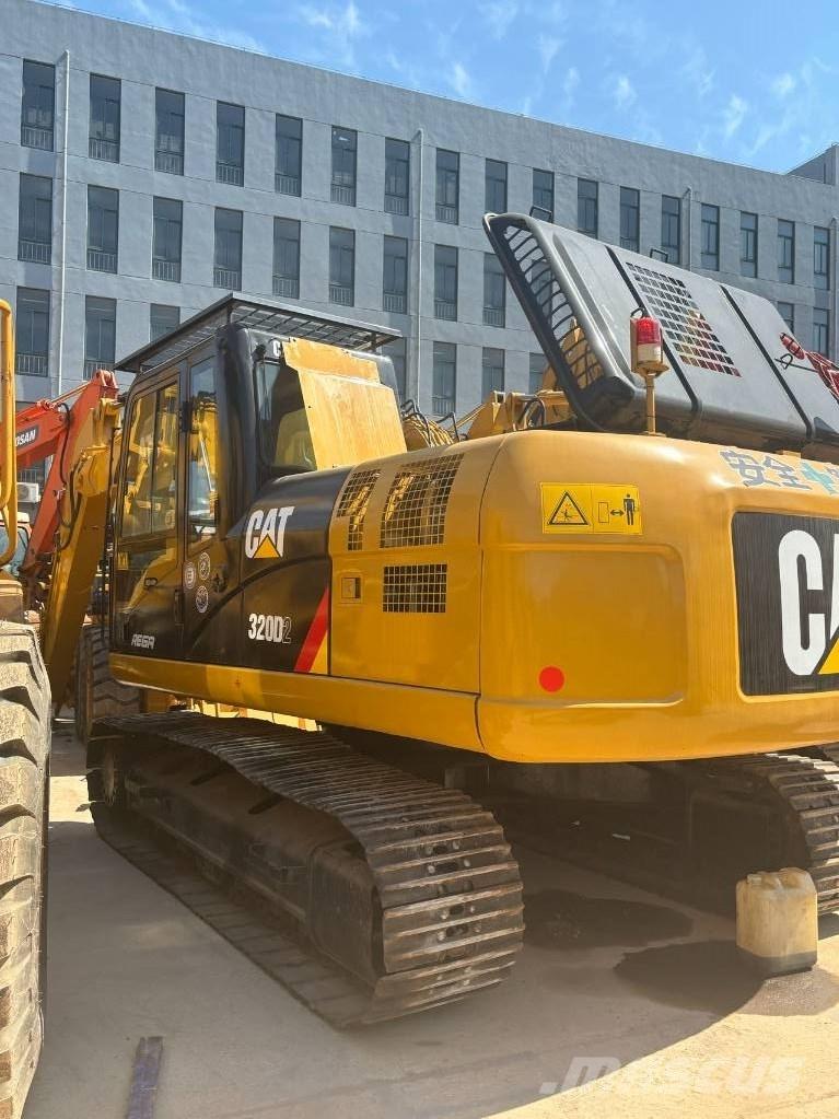 CAT 320D Bageri guseničari