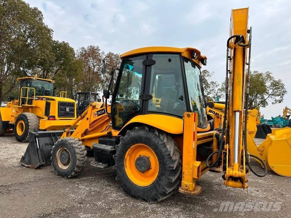 JCB 3 CX Rovokopači