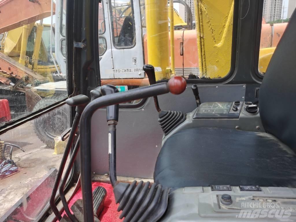 Komatsu PC60-7 Bageri guseničari