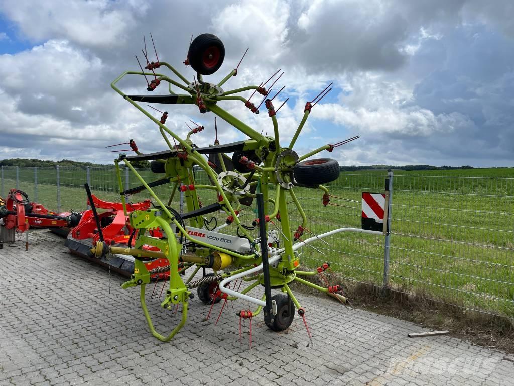 CLAAS Volto 800 Okretači i sakupljači sena