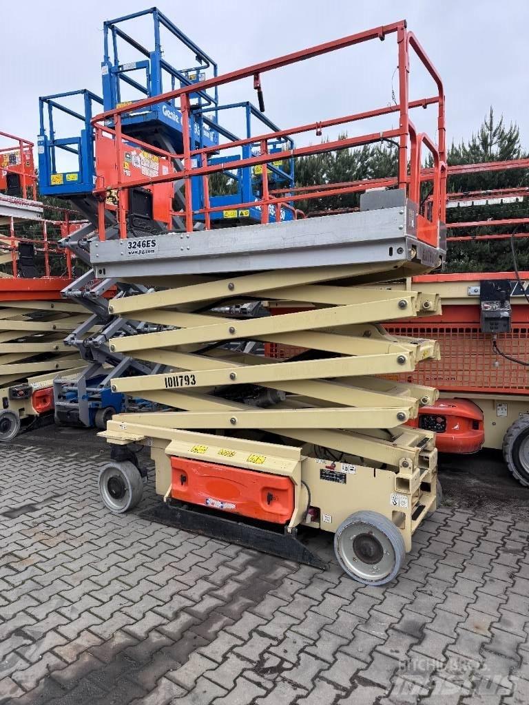 JLG 3246 ES Makazaste platforme