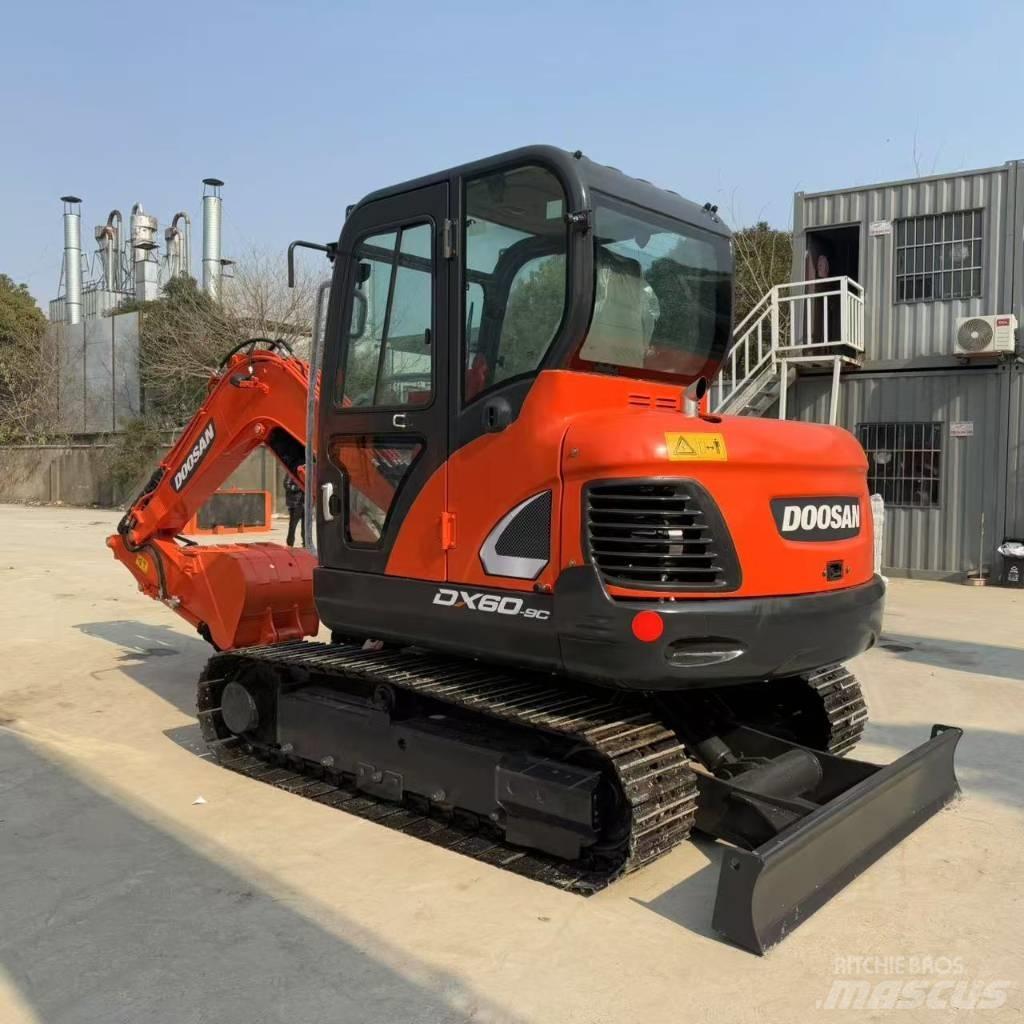Doosan DX 60-9 C Bageri guseničari