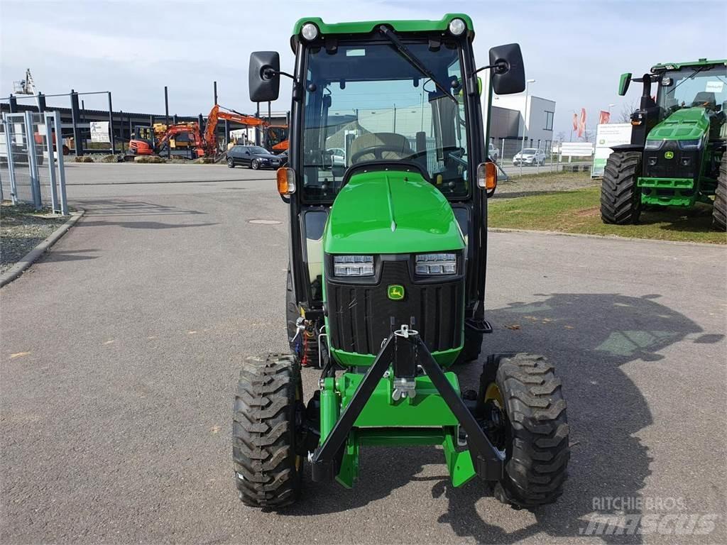 John Deere 2026R Manji traktori