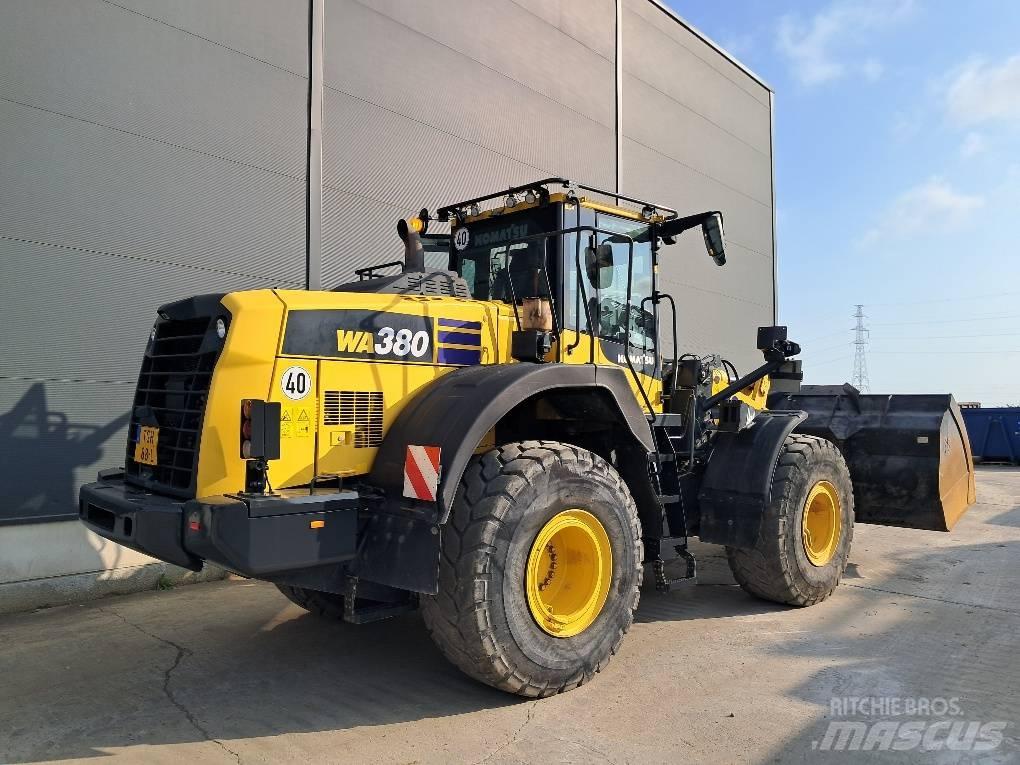 Komatsu WA380-8E0 Utovarivači na točkove