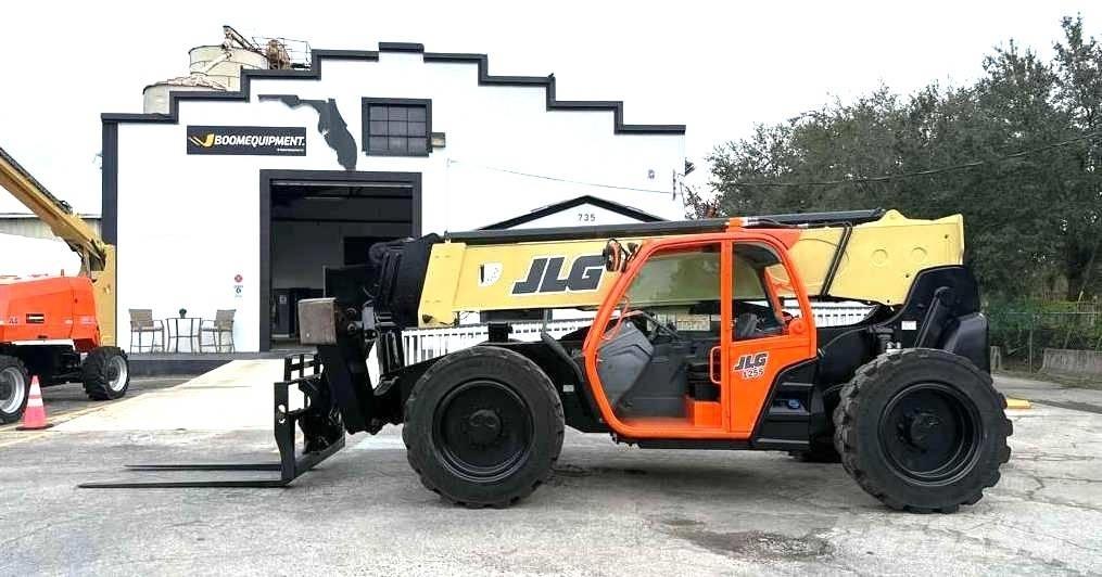 JLG 1255 Teleskopski viljuškari