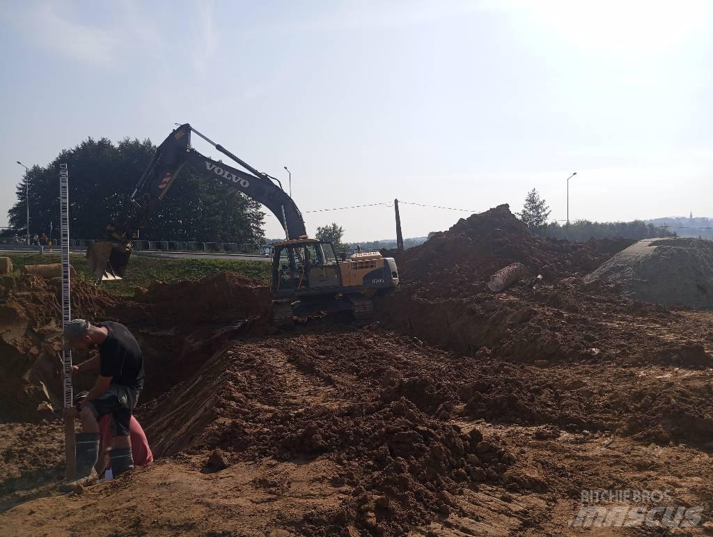Volvo EC 240 C LD Bageri guseničari