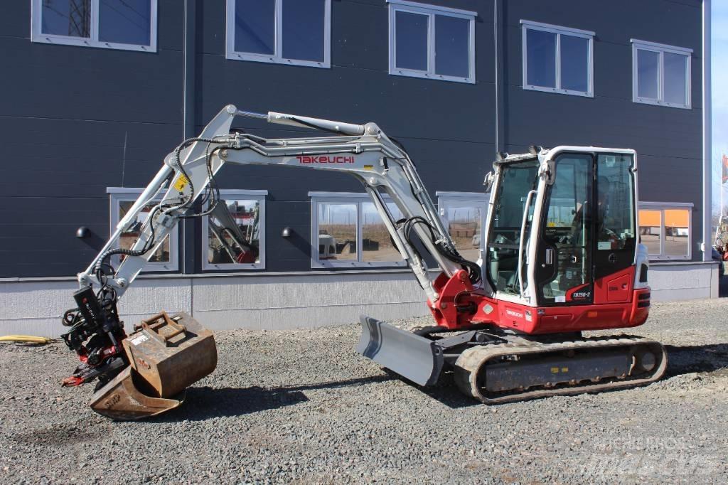 Takeuchi TB 250 Mini bageri < 7t