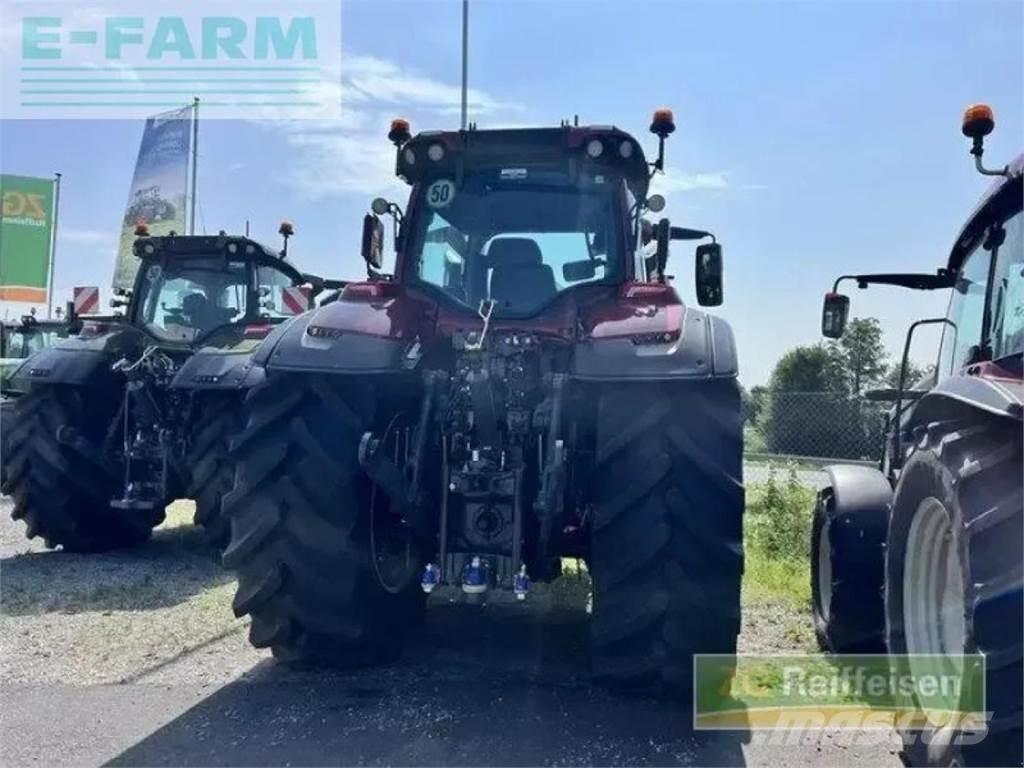 Valtra q305 Traktori