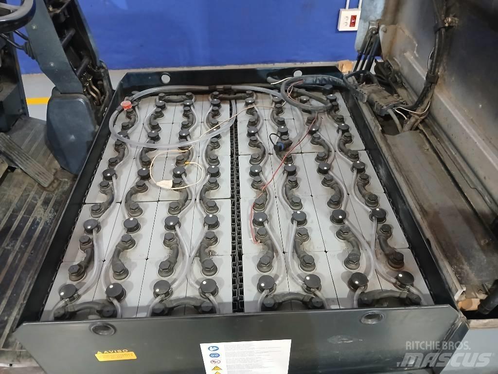 Nissan GQ02 L 30 CU Električni viljuškari