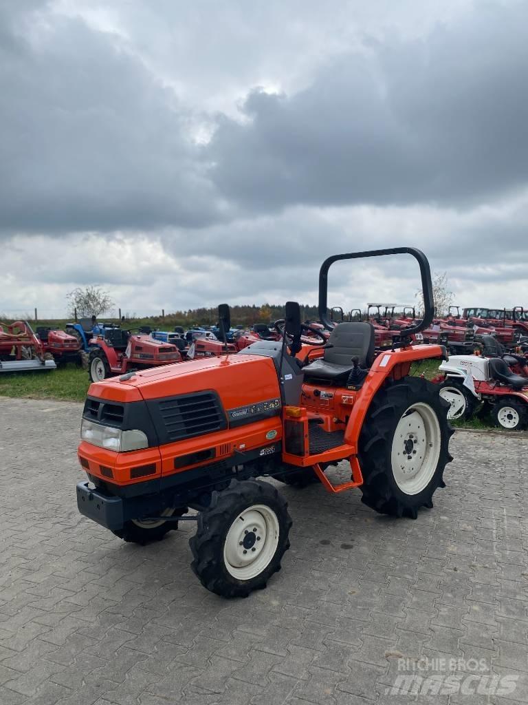 Kubota GL 240 Manji traktori