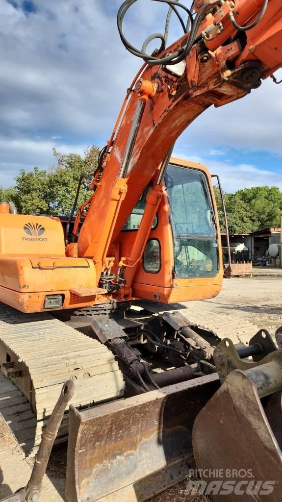 Daewoo EXCA 130 LCV Bageri guseničari