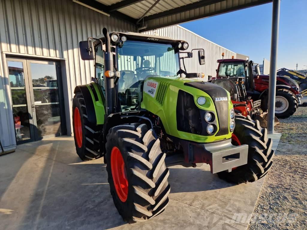 CLAAS Arion 420 Traktori