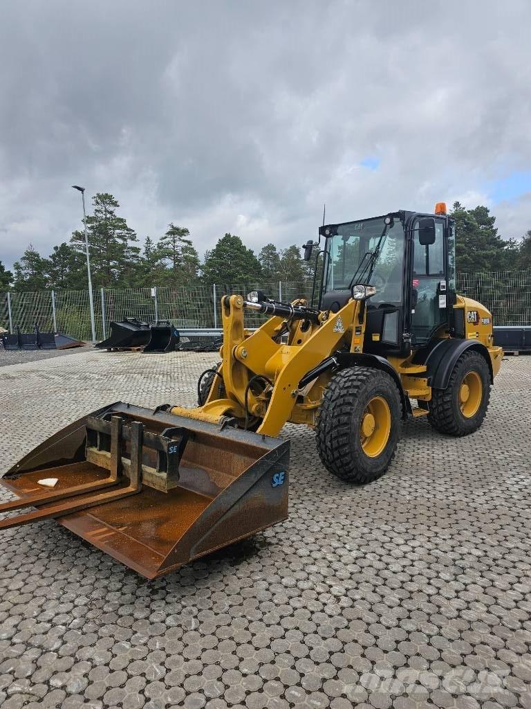 CAT 908 M Utovarivači na točkove
