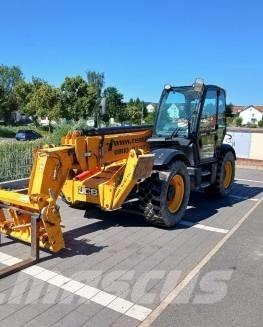 JCB 540-140 Teleskopski viljuškari