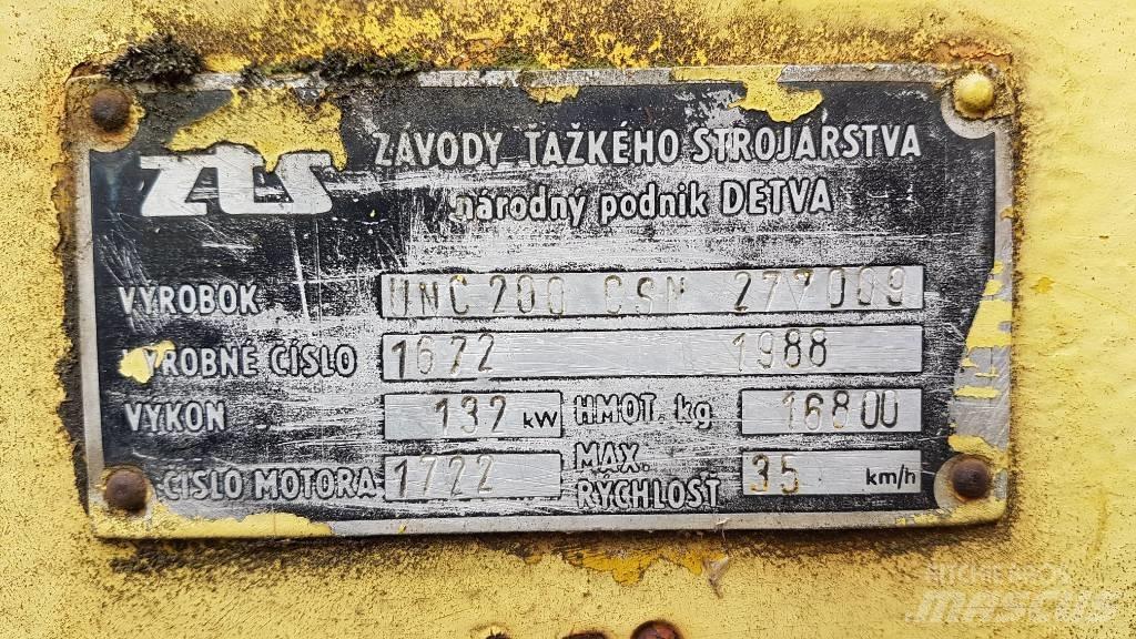  UNC 200 Utovarivači na točkove