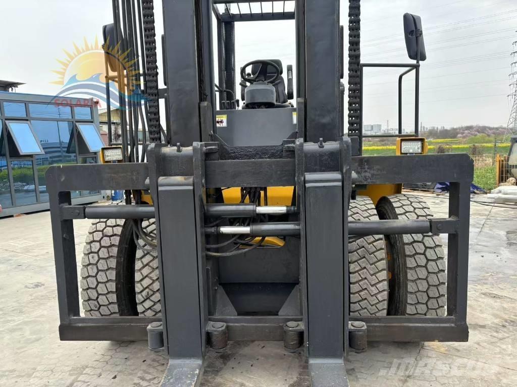 Komatsu FD 200 Dizelski viljuškari