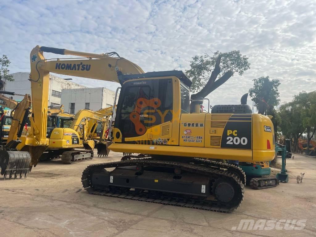 Komatsu PC 200-8 Bageri guseničari