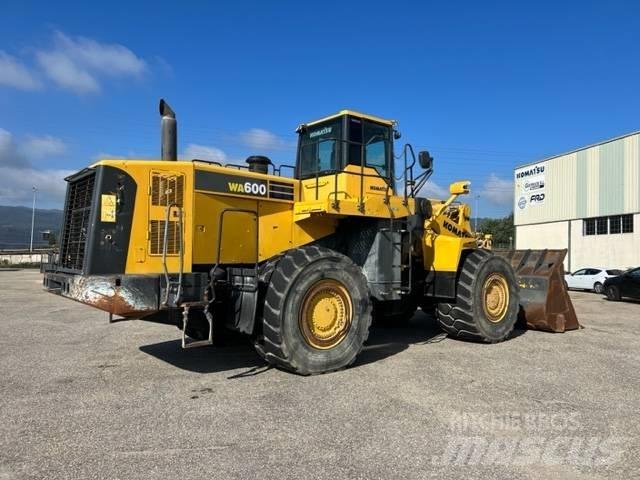Komatsu WA 600-6 Utovarivači na točkove