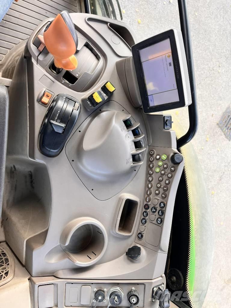 John Deere 6190 R Traktori