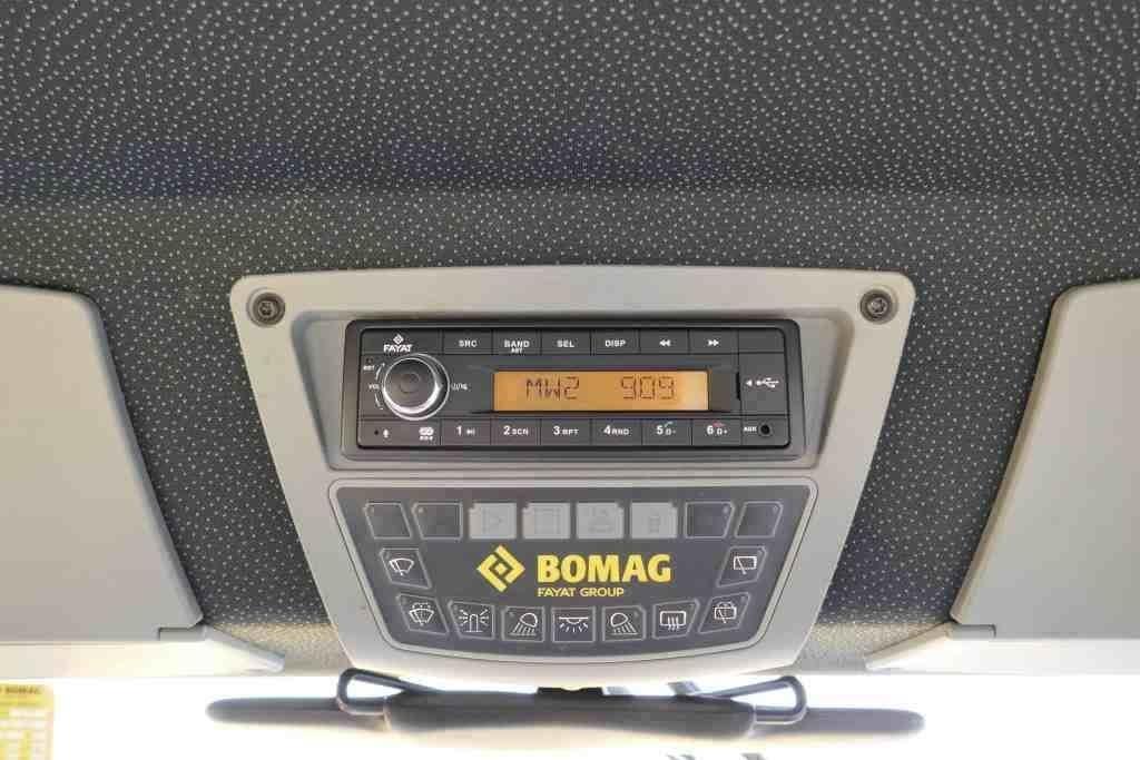 Bomag BW 213 PDH-5 Nabijači zemlje