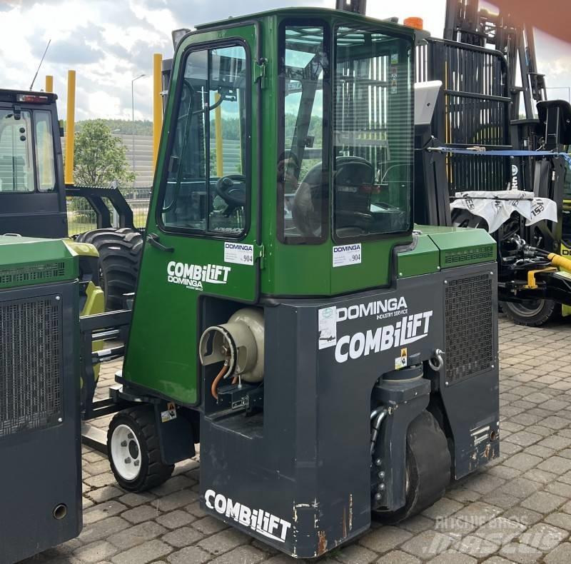 Combilift CB2500 Viljuškari sa 4-stranskim dohvatom