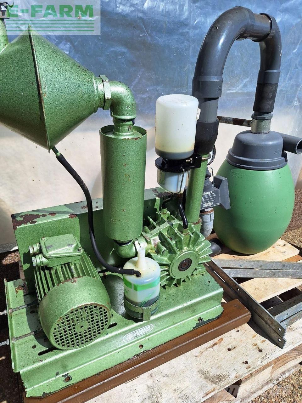 New Holland td5.85 Traktori