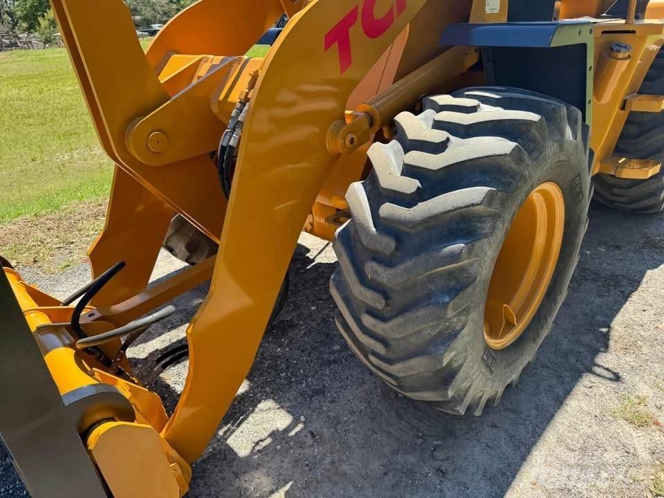 TCM E 820 Utovarivači na točkove
