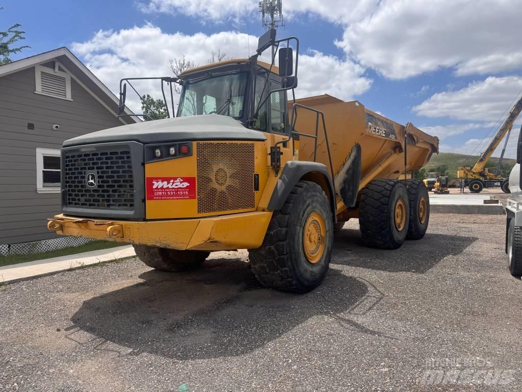 DEERE 410E Zglobni damperi